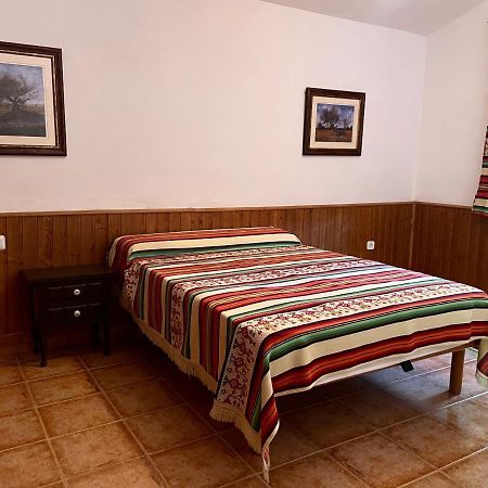 Вилла Casa Rural El Alamo Малага Экстерьер фото