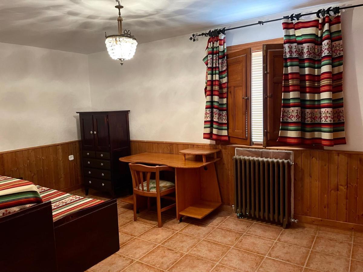 Вилла Casa Rural El Alamo Малага Экстерьер фото